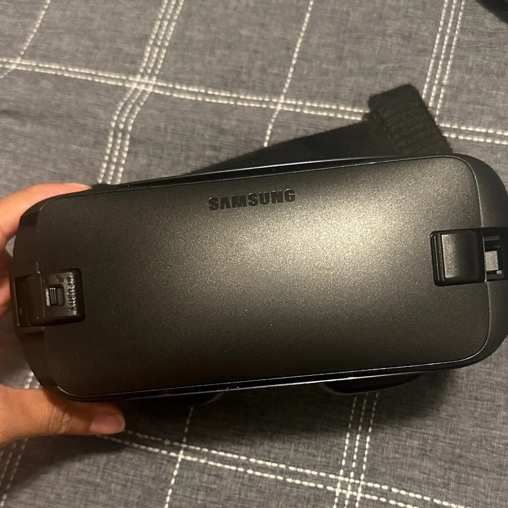 Samsung Gear VR Headset - Charcoal Black